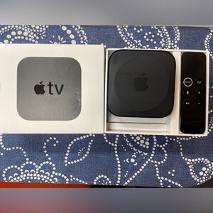 Apple TV HD 1080p -32GB with White Retail Packaging